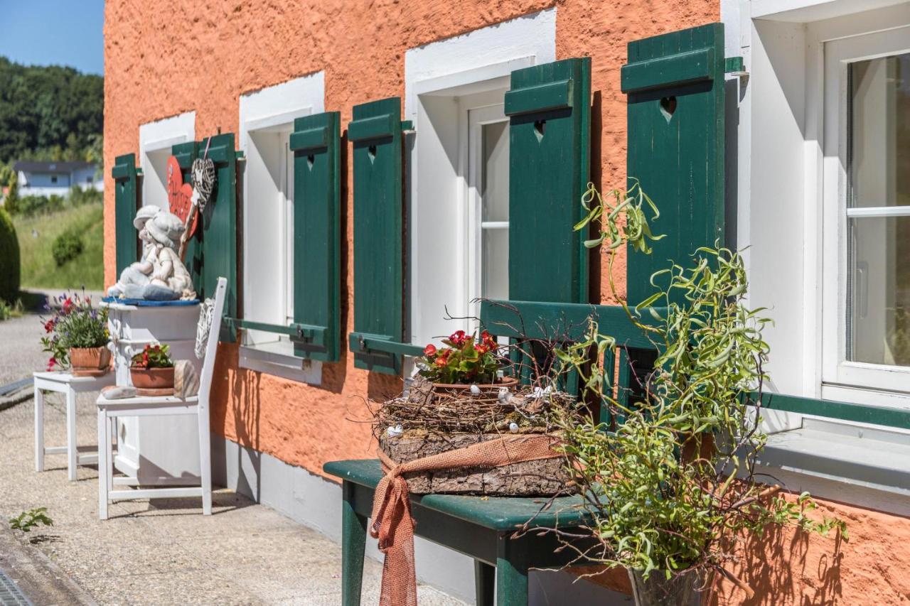 Fewo Im Gaestehaus Maximilian Eggelsberg Bagian luar foto